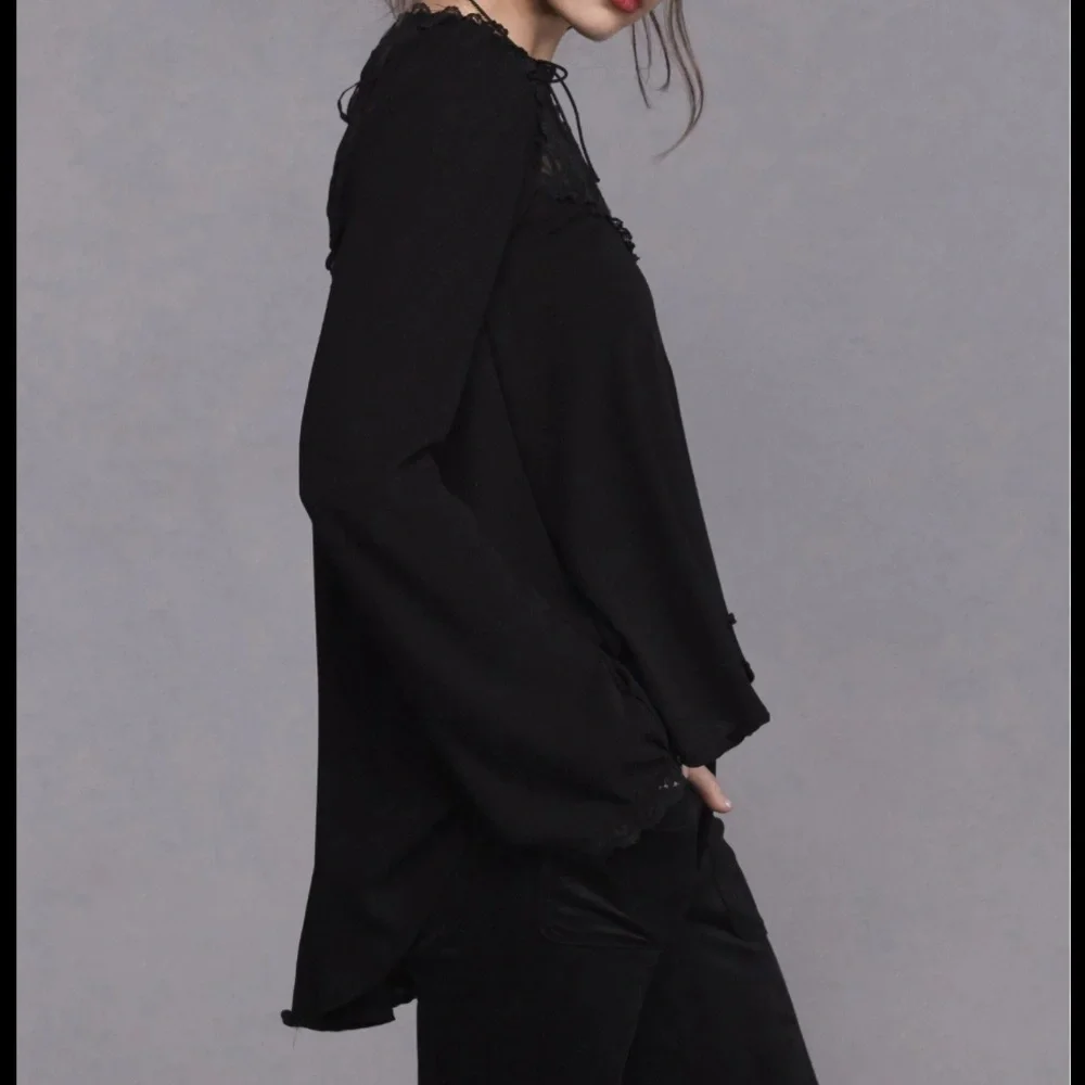 For Love and Lemons Ellery Blouse - Picture 2 of 10